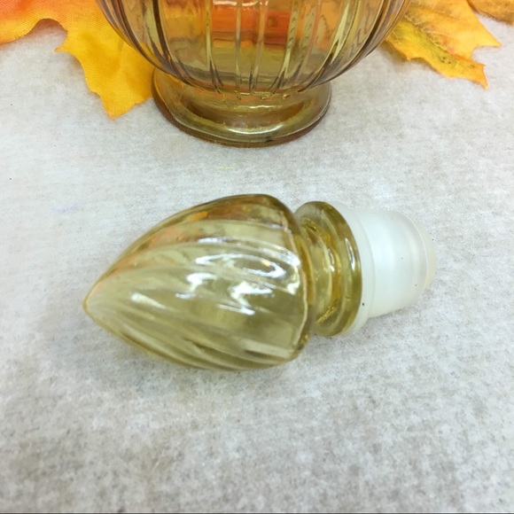 Vintage Avon amber glass cruet bottle with stopper - Picture 5 of 5